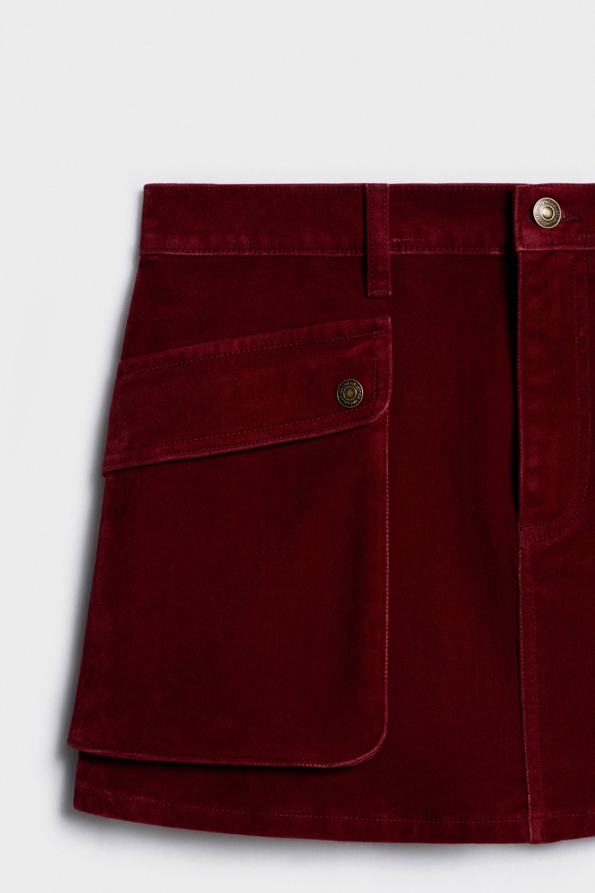 DARK TERRACOTTA
