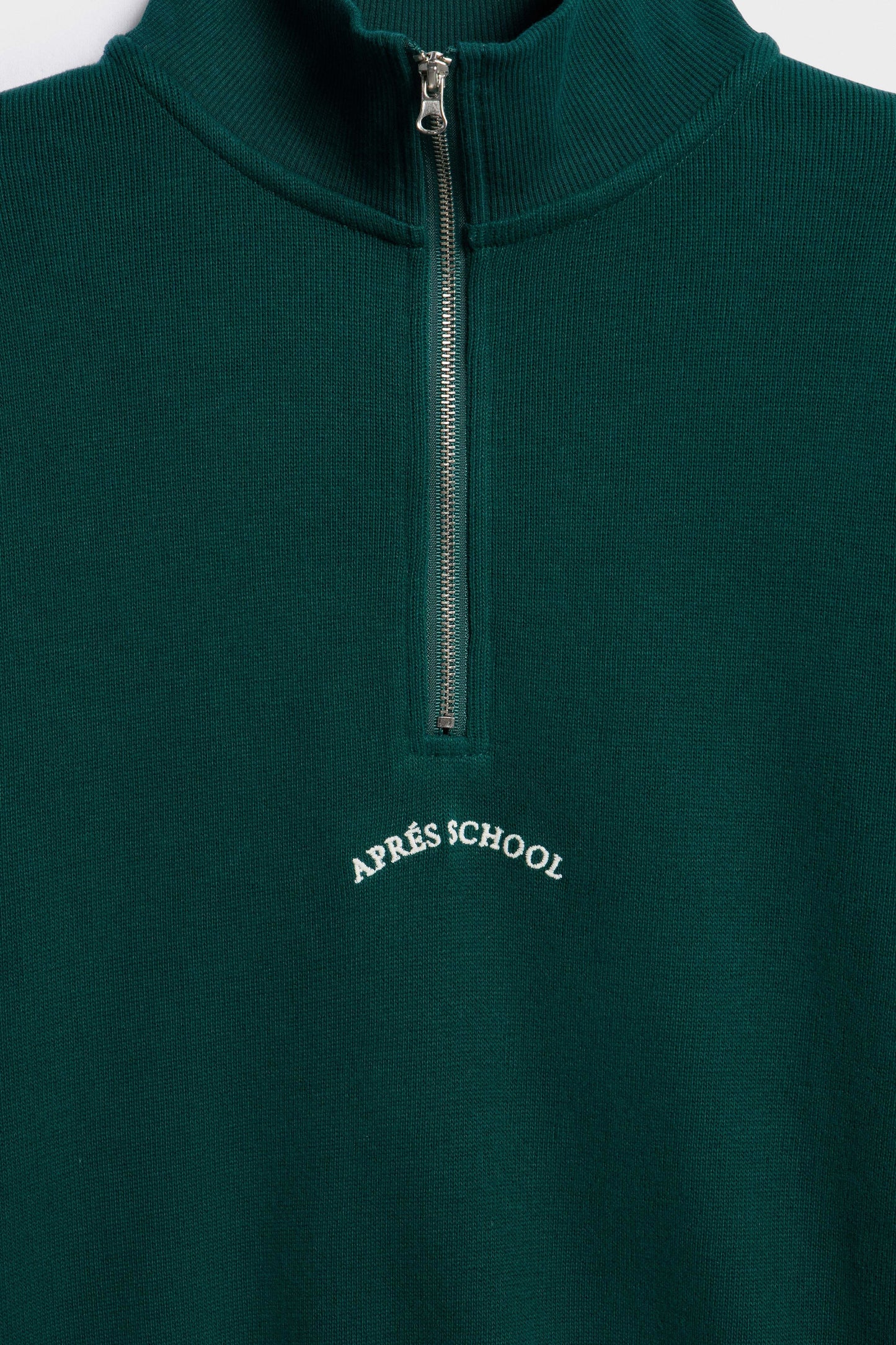 BOTTLE GREEN