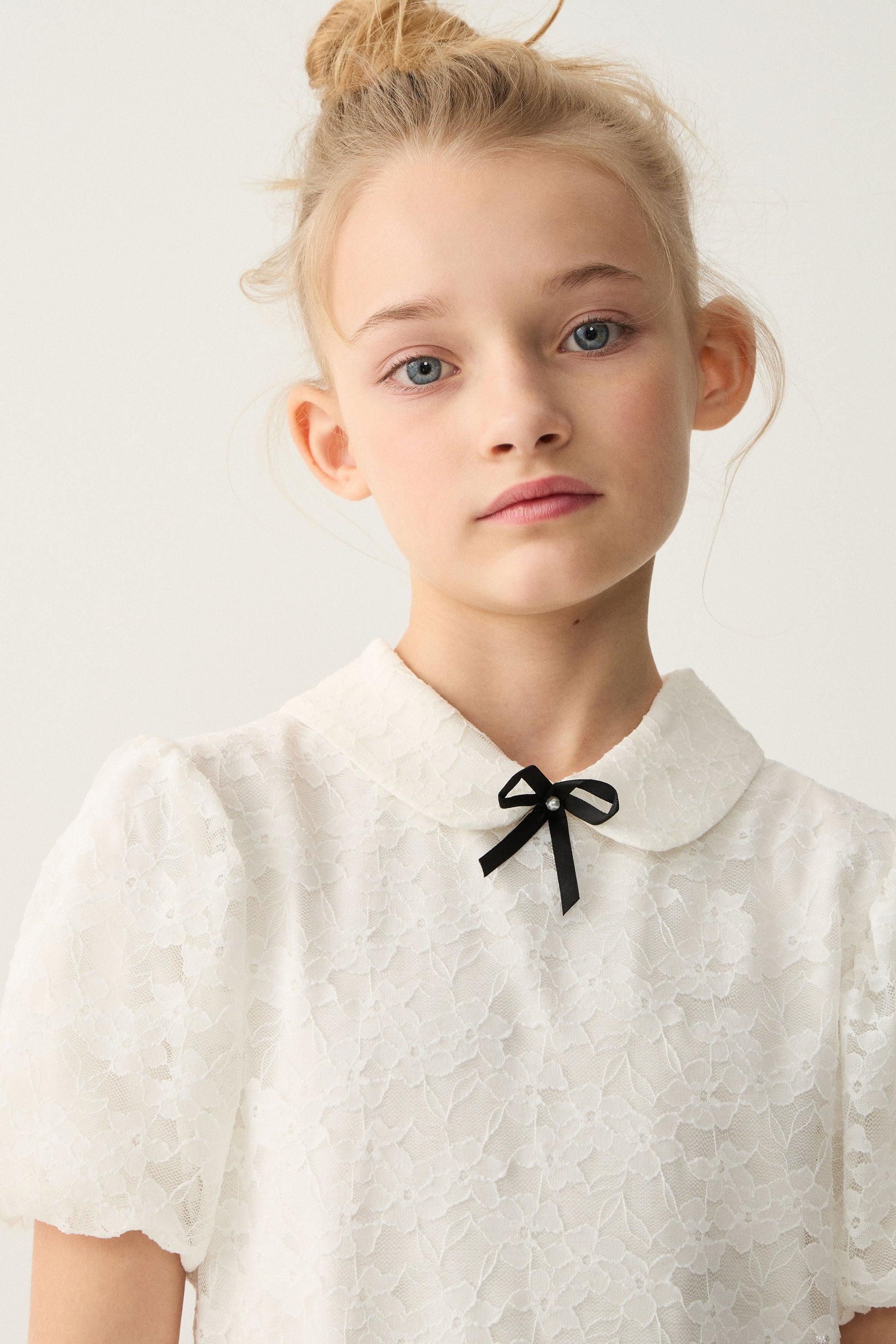 FLARED LACE DRESS - LIMÉ