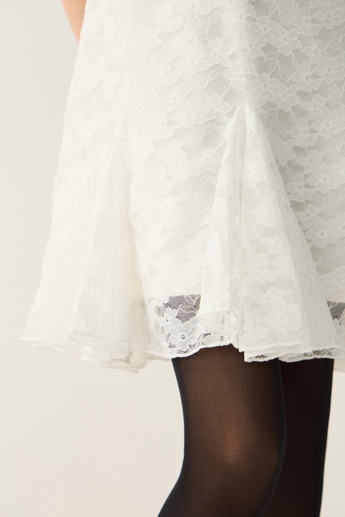 FLARED LACE DRESS - LIMÉ