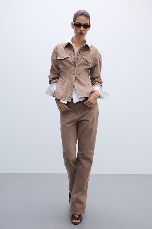 STRAIGHT JEANS WITH SPLIT HEMS