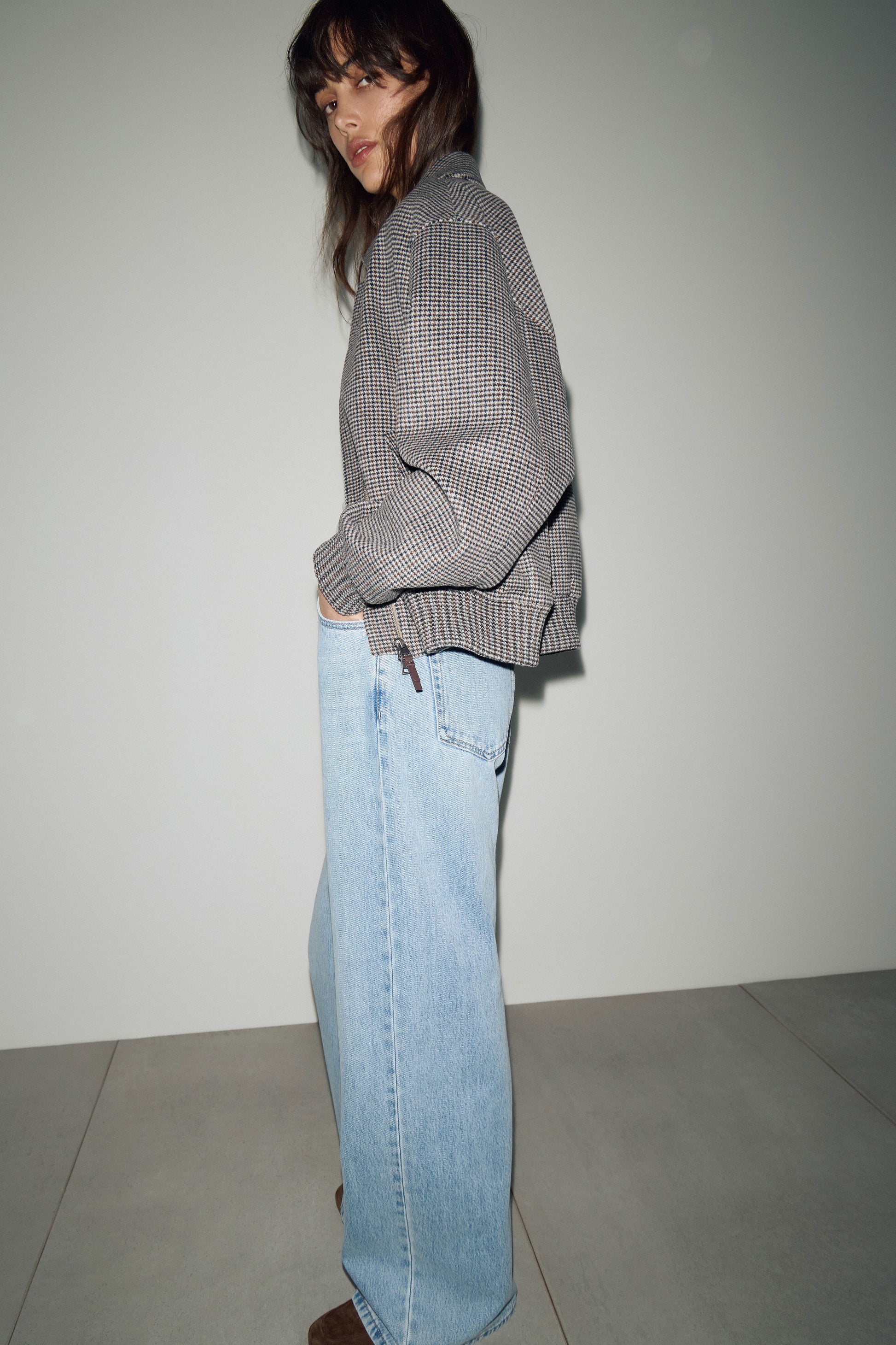 VINTAGE BLUE