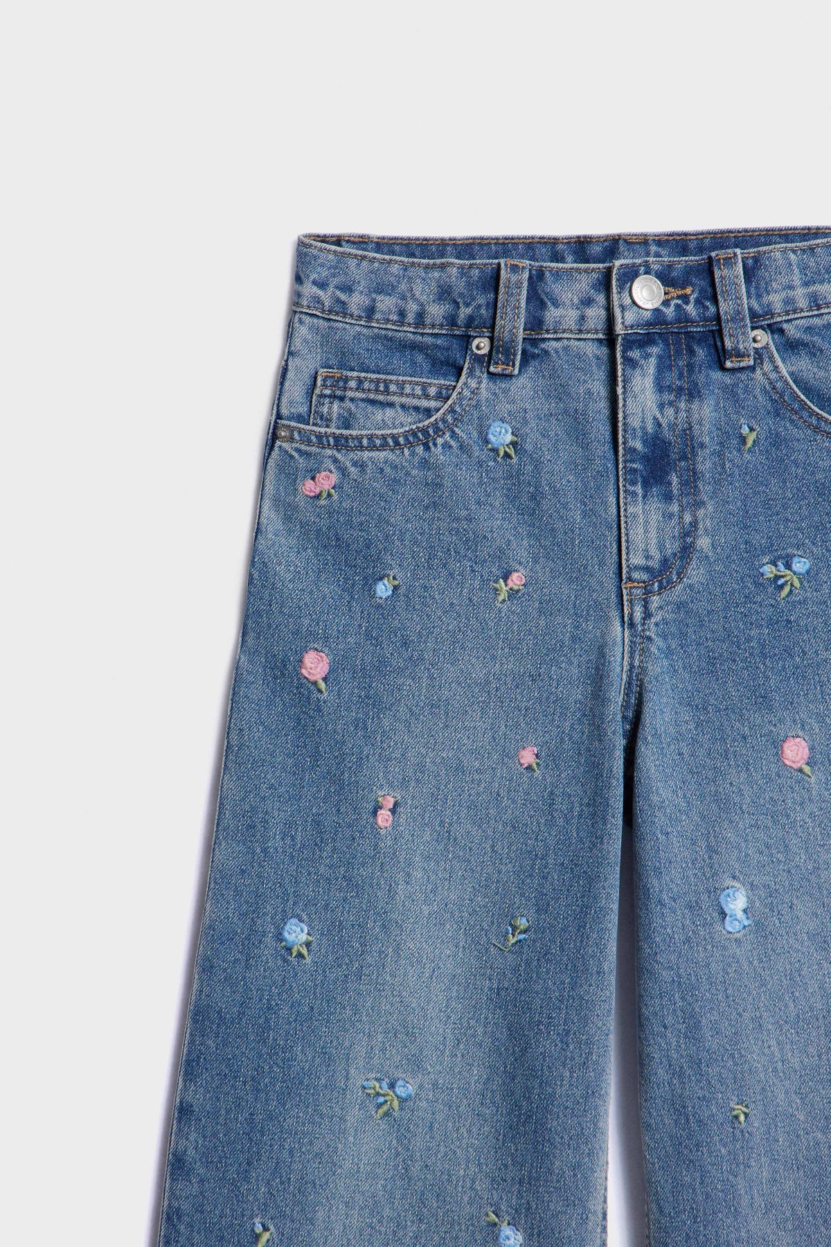 VINTAGE BLUE