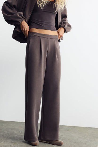DARK BEIGE