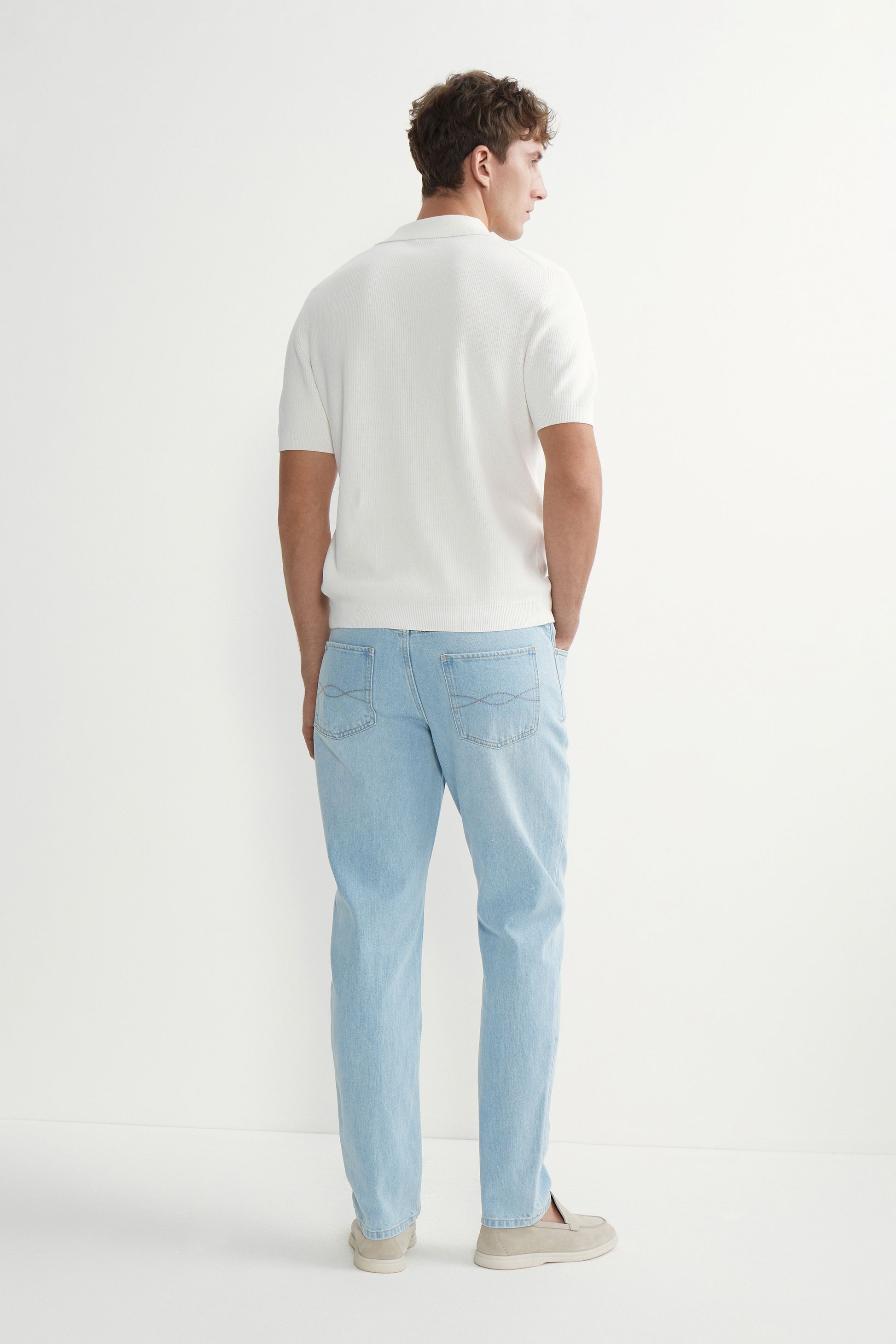 LIGHT BLUE