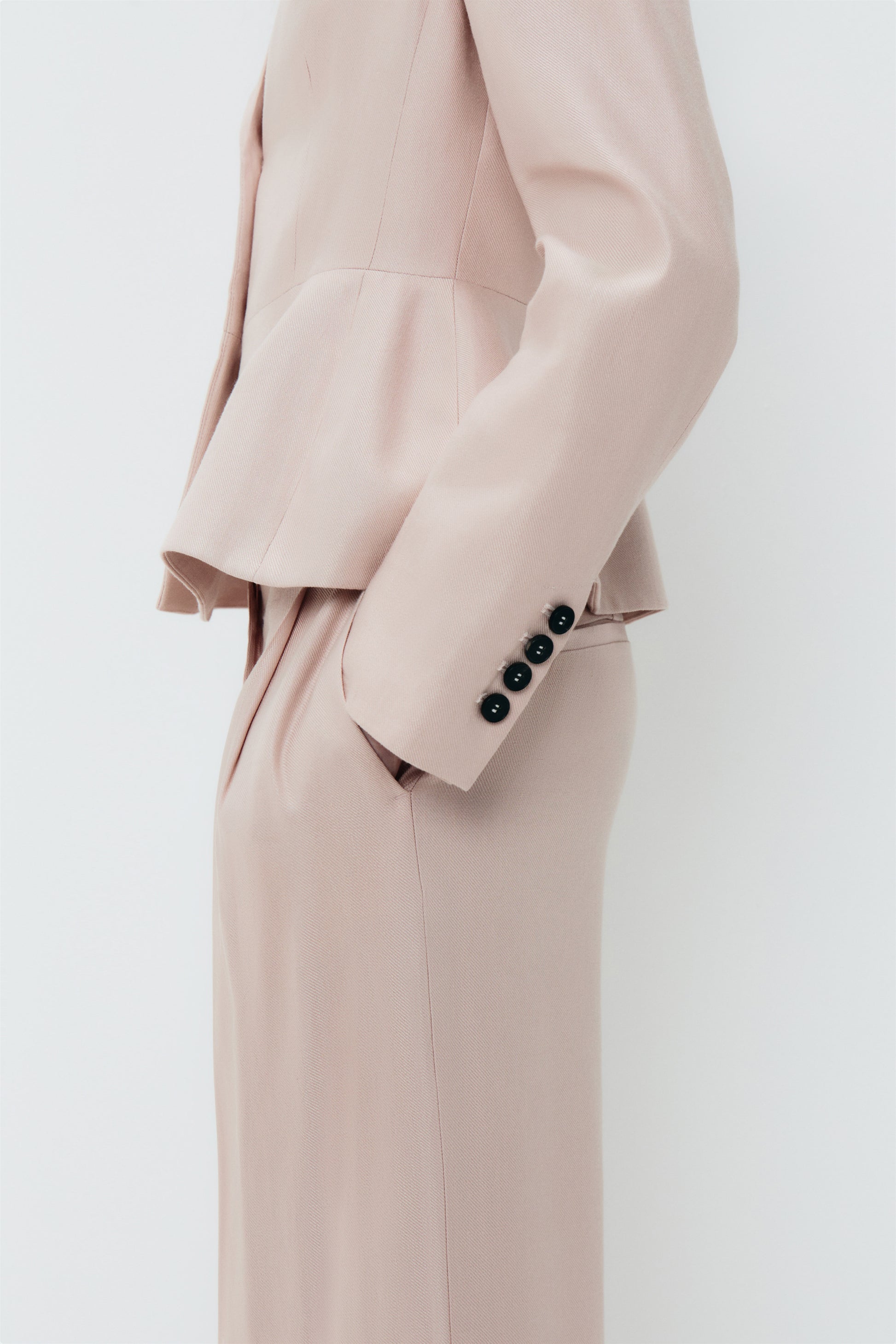 NUDE PINK