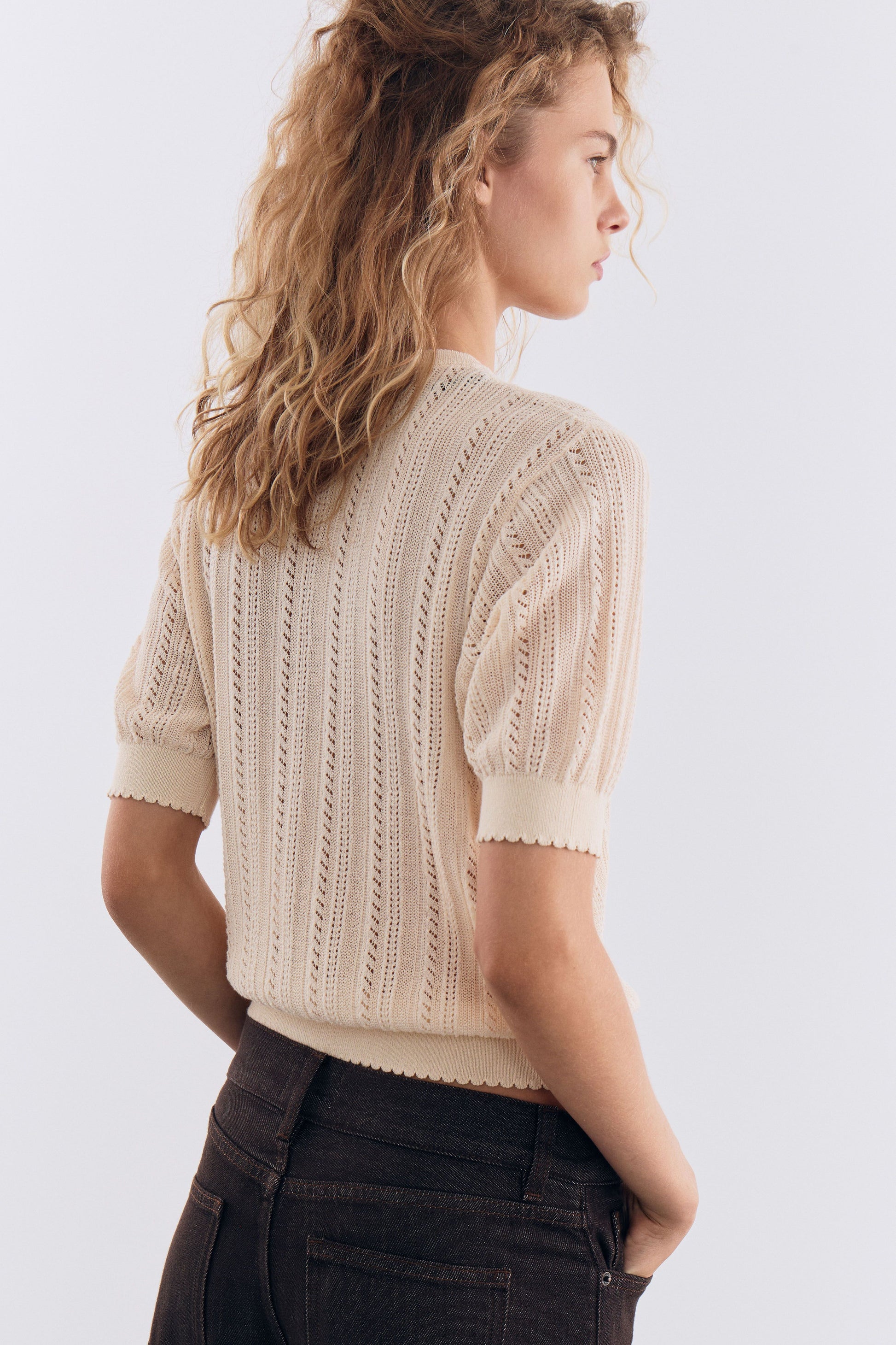 POWDER BEIGE