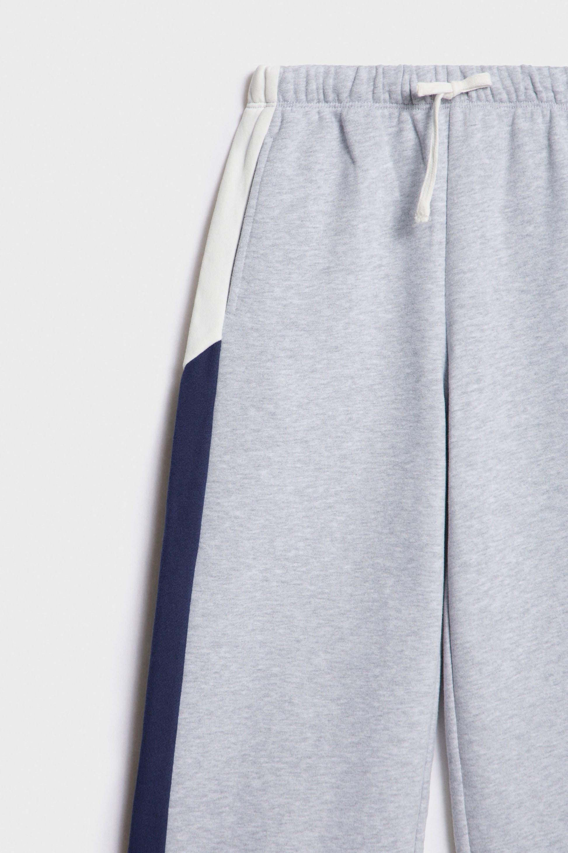 GREY MELANGE