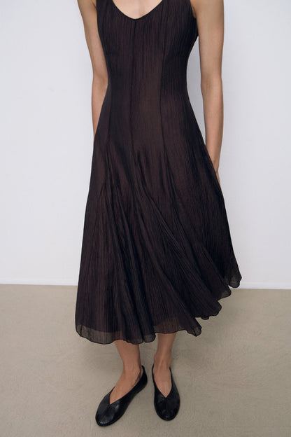 DARK BROWN