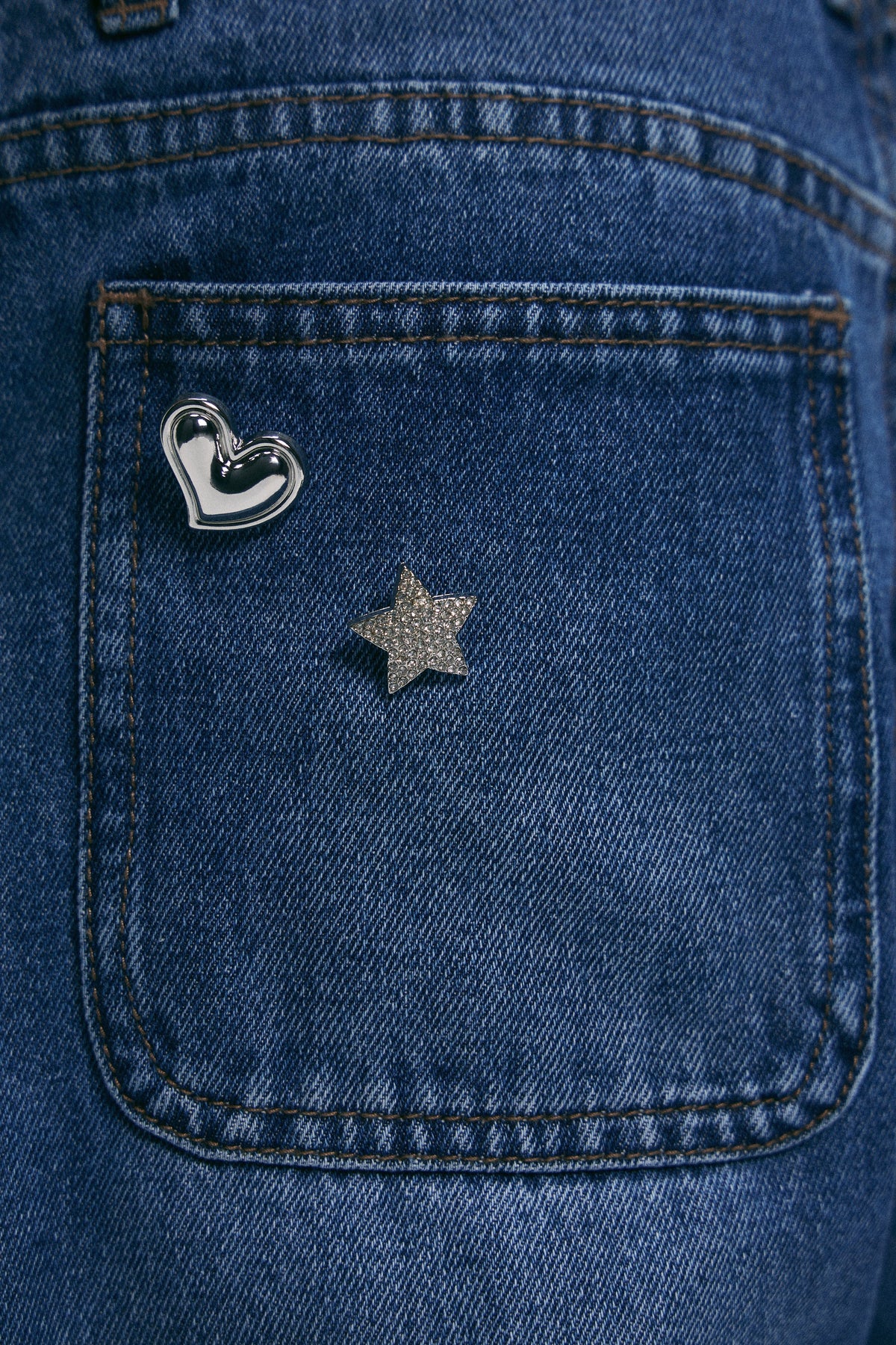 VINTAGE BLUE