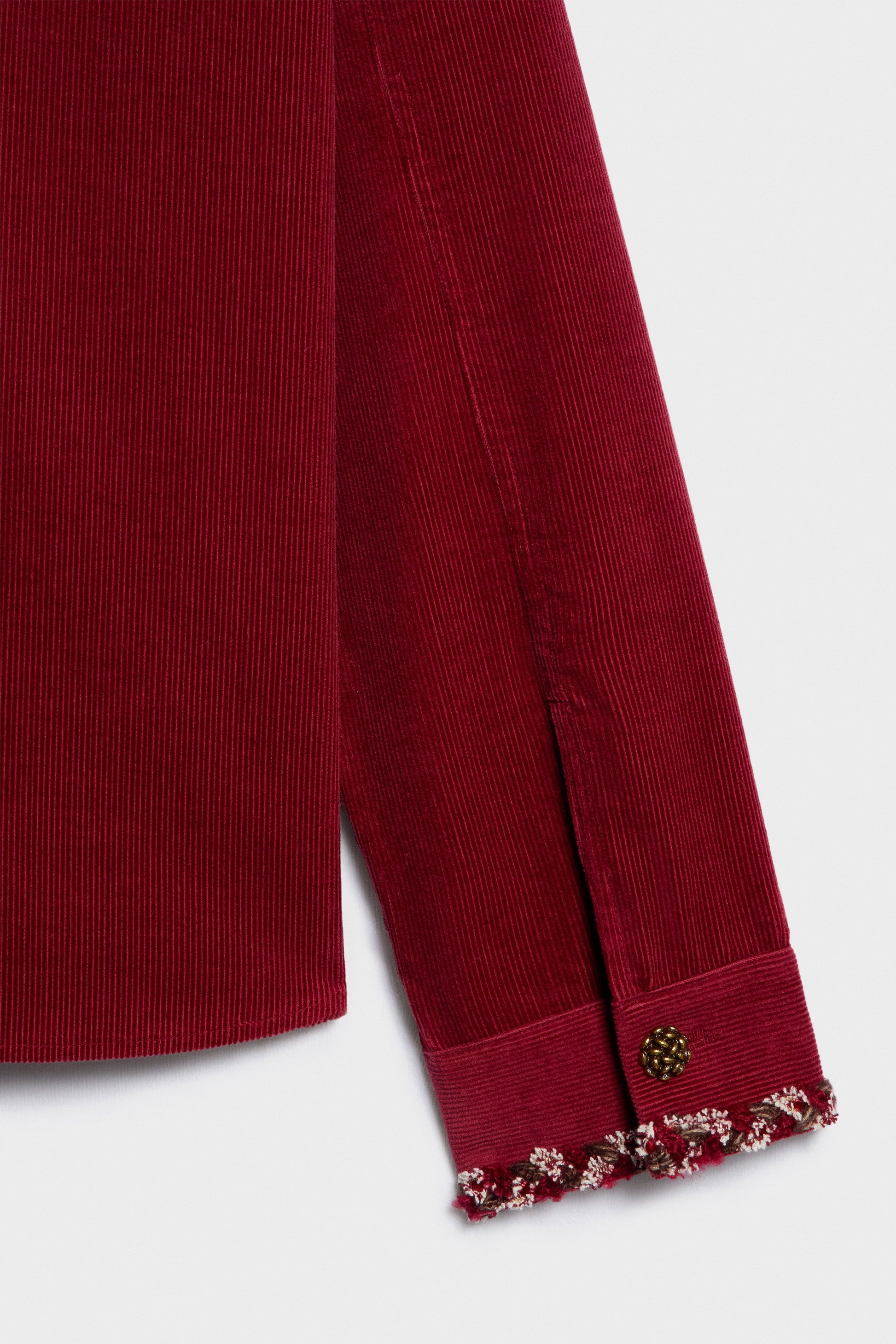 DARK RED