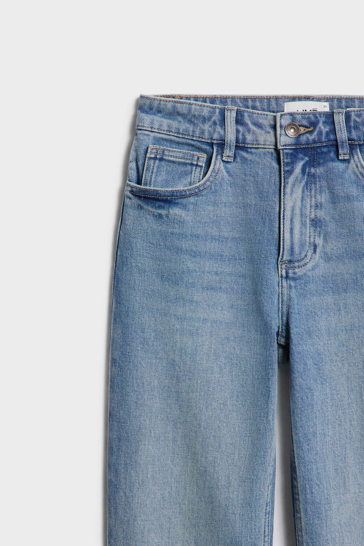 VINTAGE BLUE