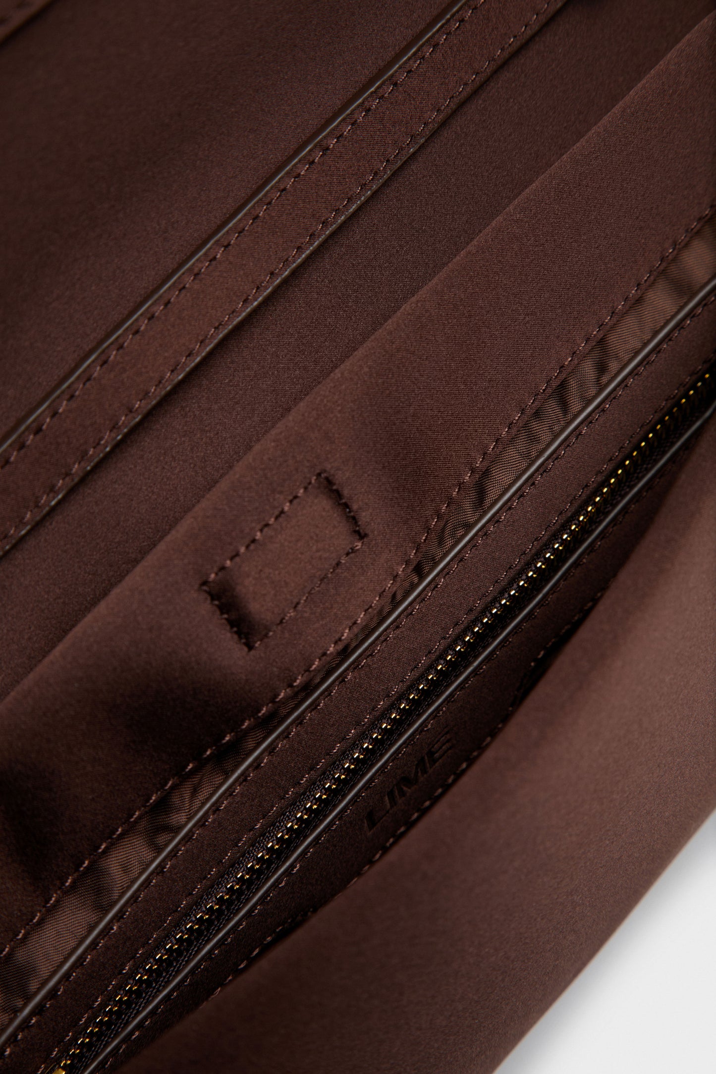 DARK BROWN