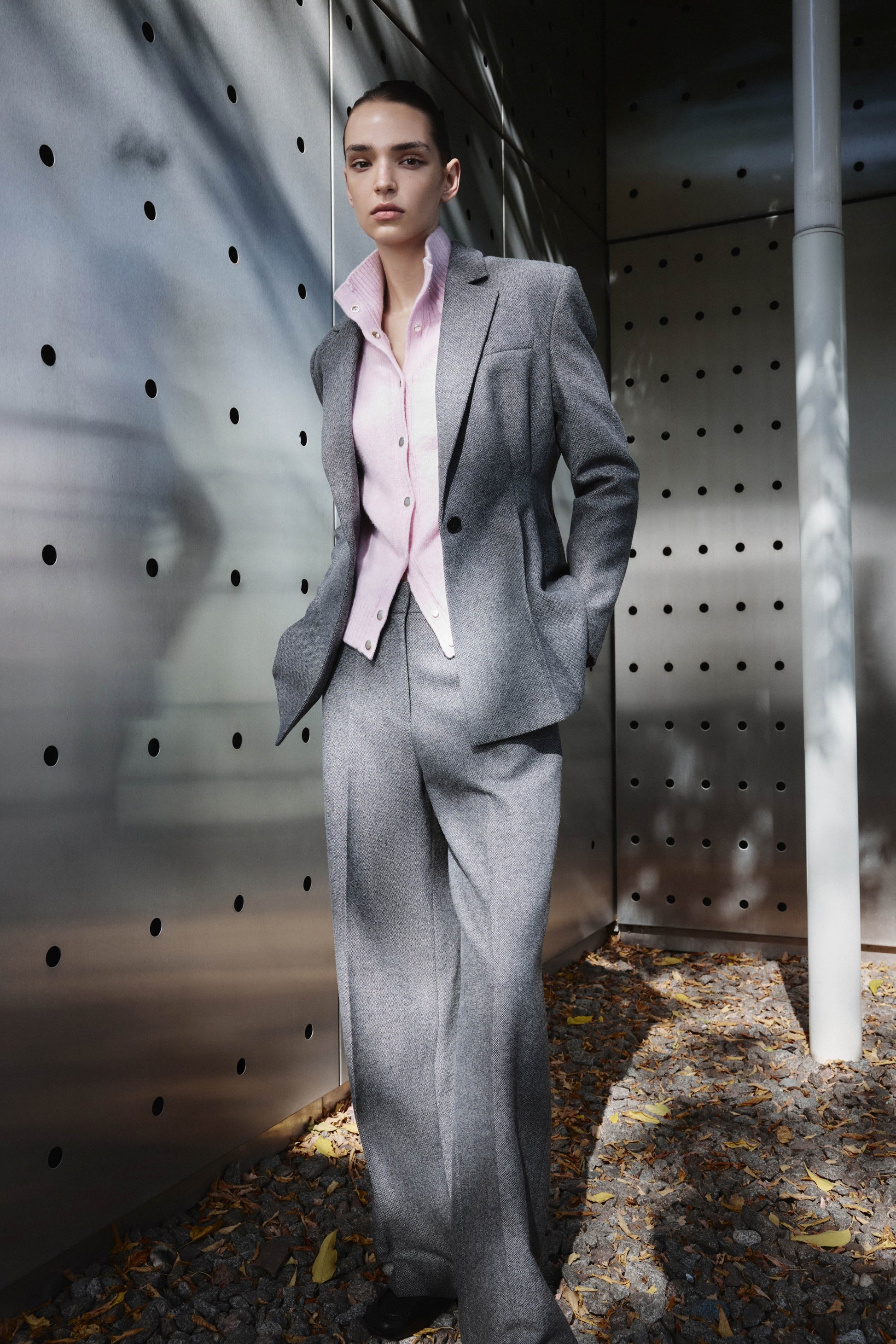 DARK GREY