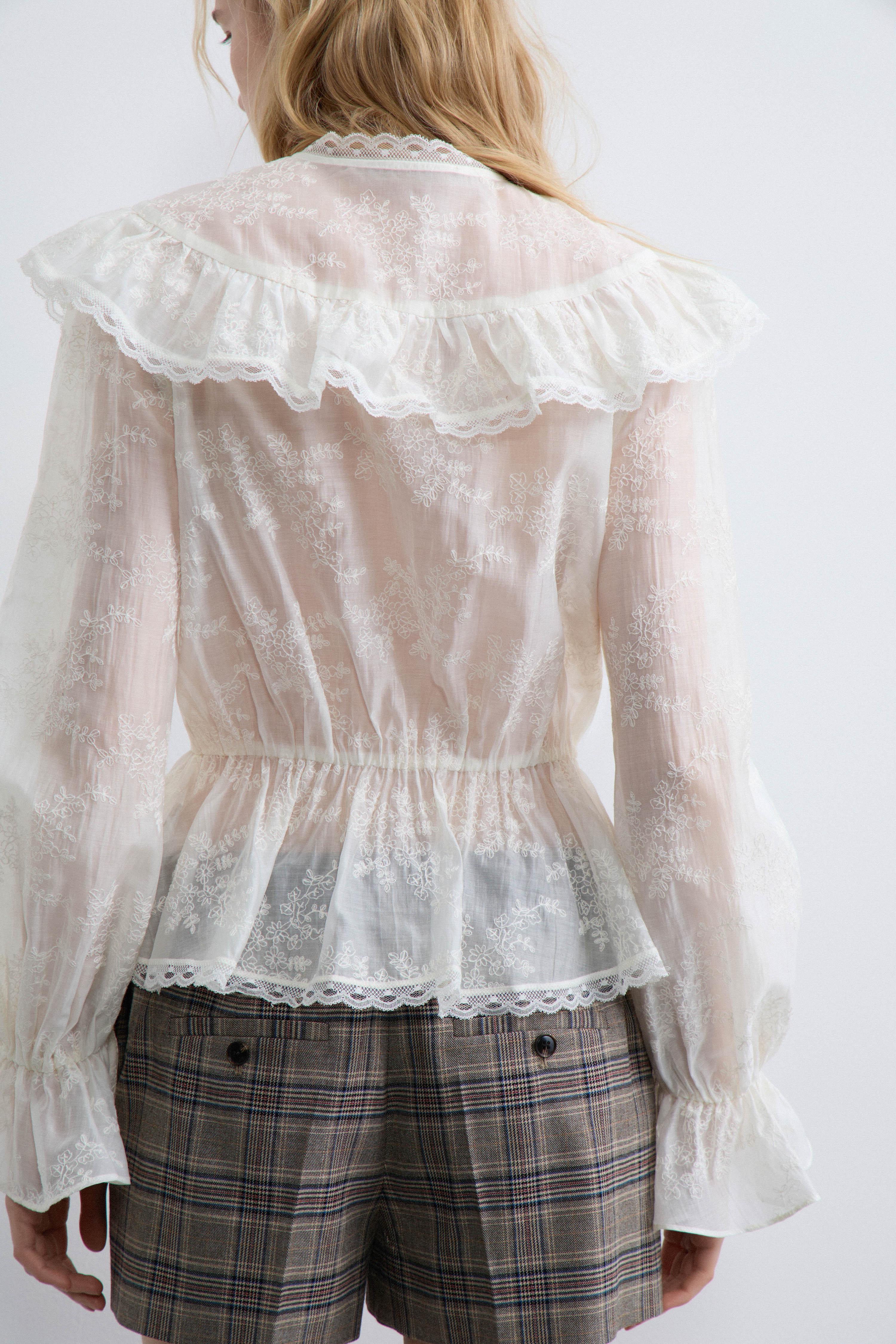 JACQUARD-WEAVE SHEER BLOUSE - White | LIMÉ UAE