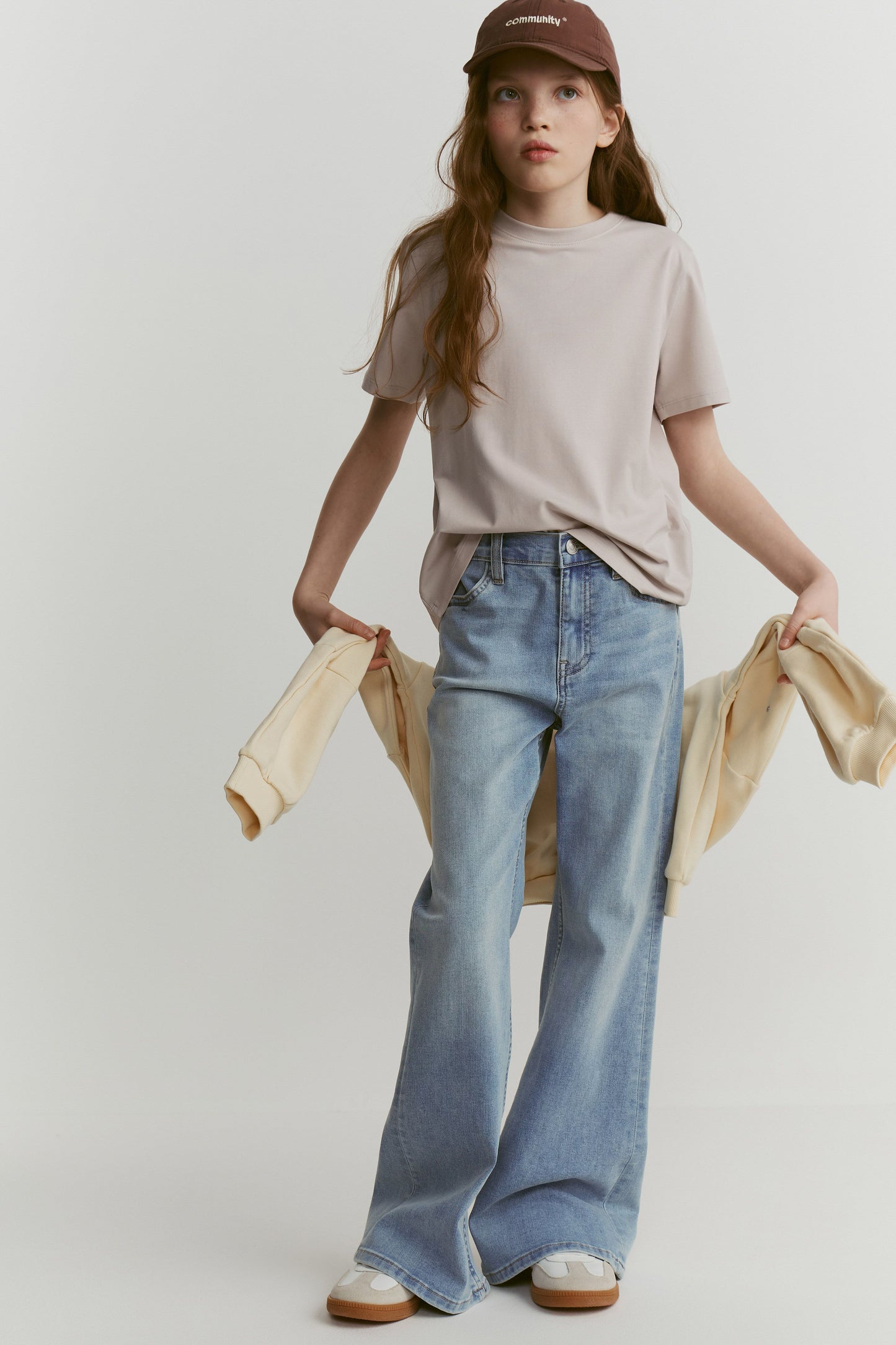 LIGHT GREY