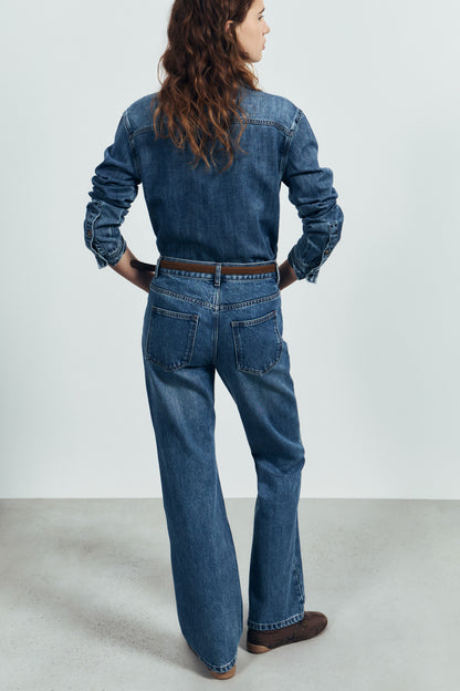 VINTAGE BLUE