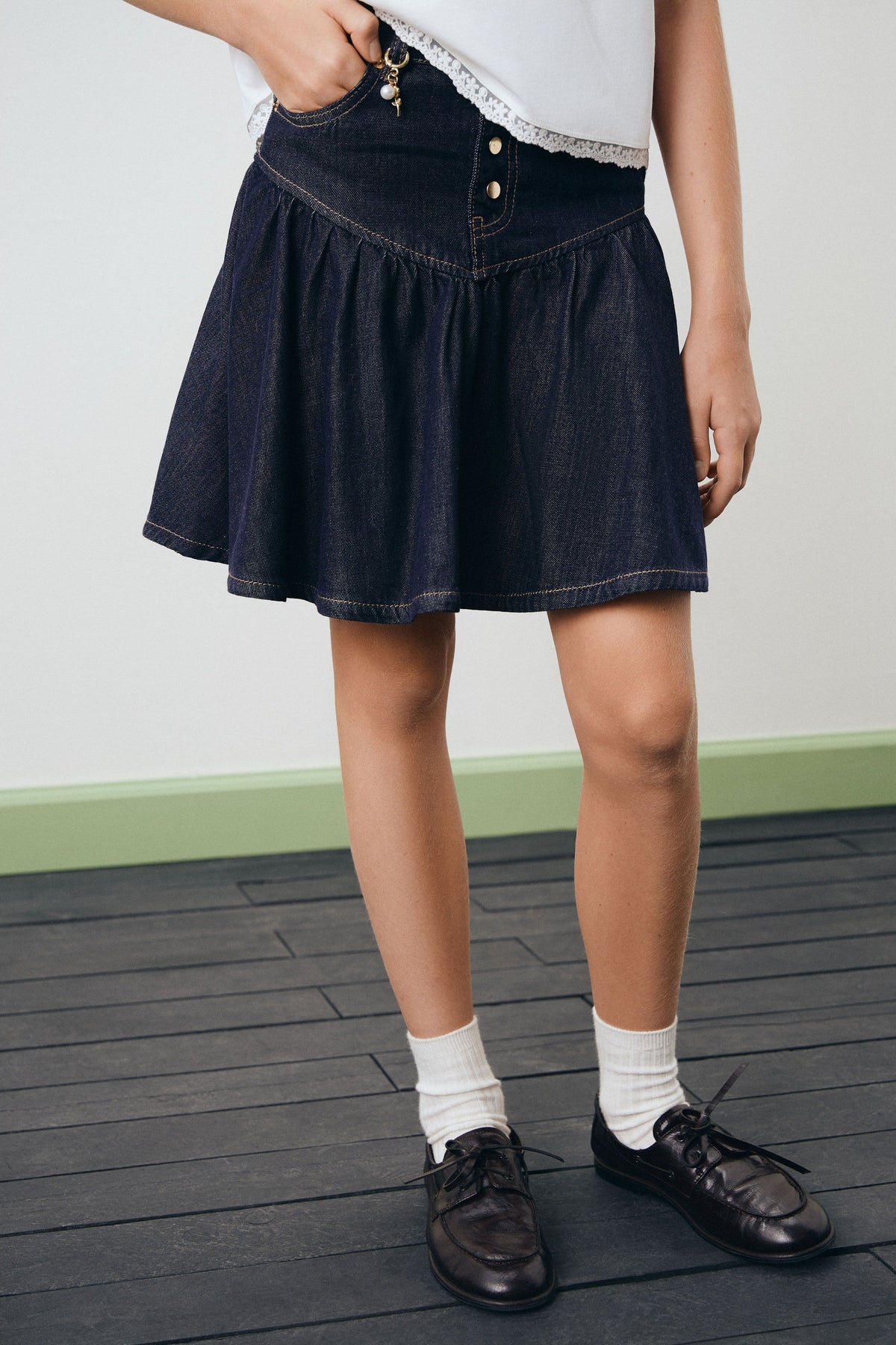 DARK BLUE