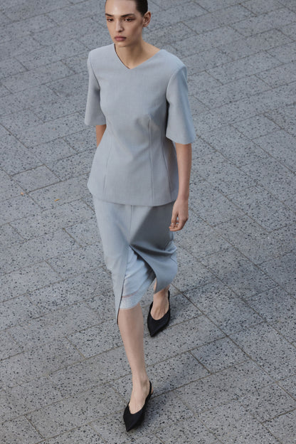 LIGHT GREY