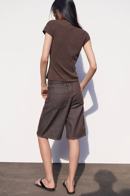 DARK BROWN