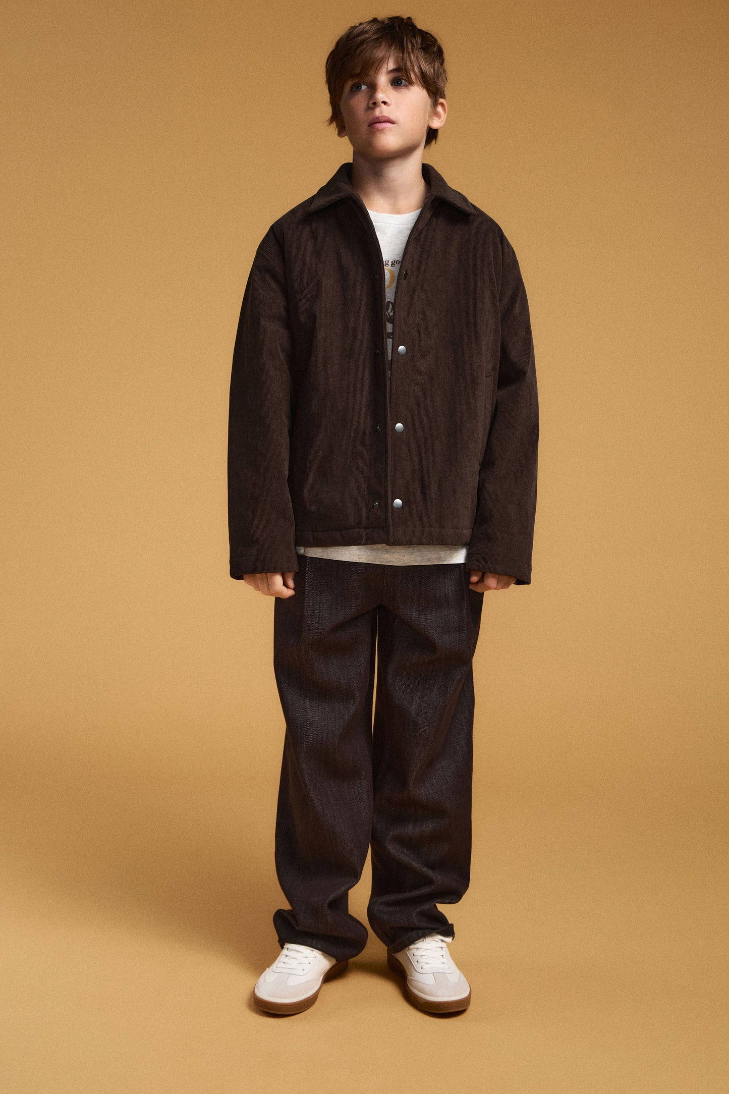 DARK BROWN